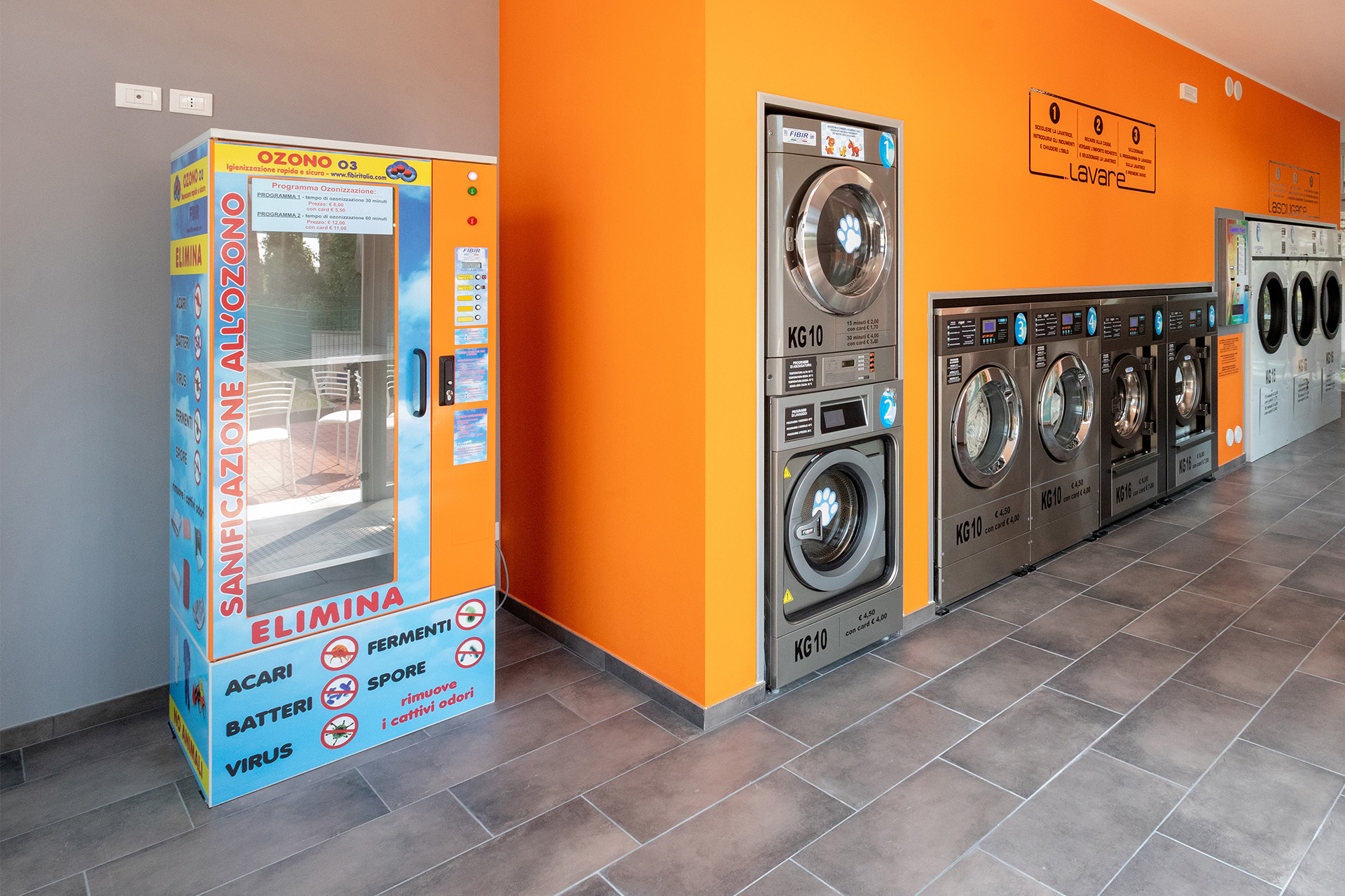 Lavanderia self-service 2 Torri Tregnago - interno macchine ozono e lavatrici